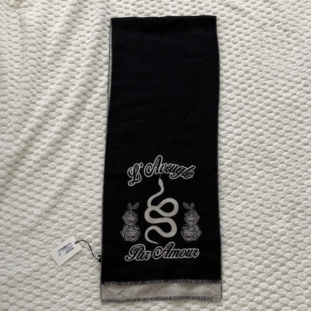 Gucci 100% Wool Running Snake Scarf-452388-Authentic-NWT